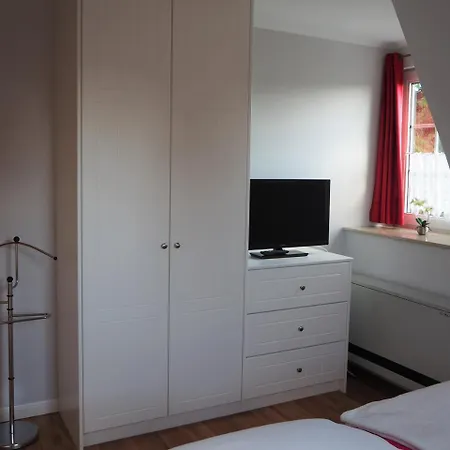 In - Martina Christiansen Homestay *